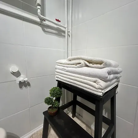 Appartement Cozy Wood Themed Sky Bar Free Minibar *