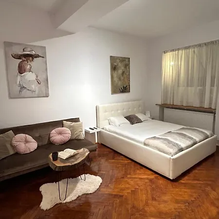 Cozy Wood Themed Sky Bar Free Minibar *