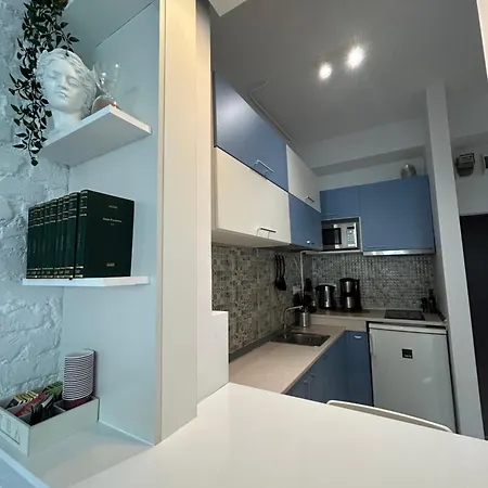 Appartement Cozy Wood Themed Sky Bar Free Minibar